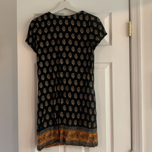 Forever 21 Women’s button down dress, size S - Picture 3 of 6